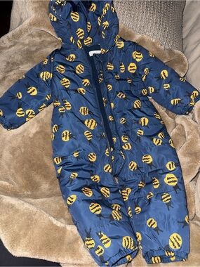 Stella McCartney: Navy & Yellow Bee Print Infant Snowsuit (unisex)